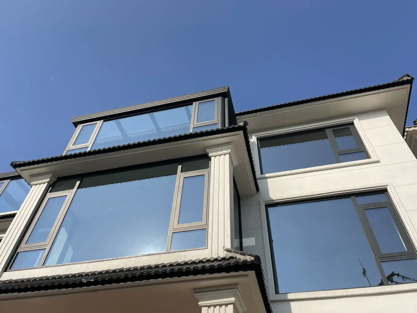 Panoramic fixed-window combination reference 03